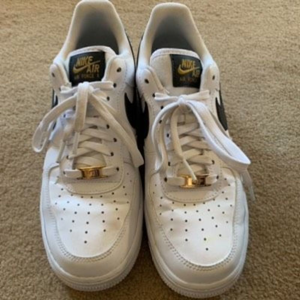 Nike Air Force 1 Low Essentials Women’s Size 9.5 White/Black/Gold Sneakers